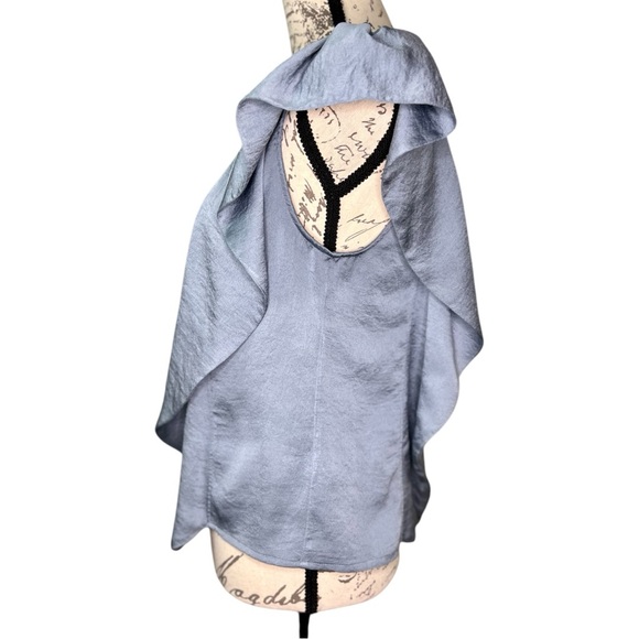 Ruffled Short Sleeve Blue Gray Blouse Top for Women Size S Small - Picture 4 of 8